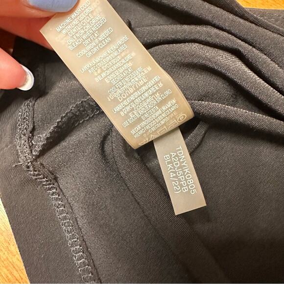 Tommy Hilfiger Sheath Dress Twist Side Women’s Size 10 Black LBD Sleeveless NWT - Picture 6 of 9